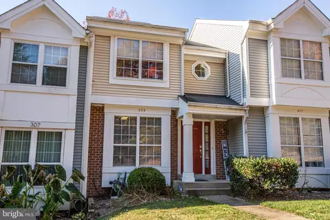 309 Providence St, Stafford, VA 22554