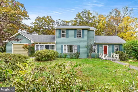 561 Ramoth Church Rd, Fredericksburg, VA 22406