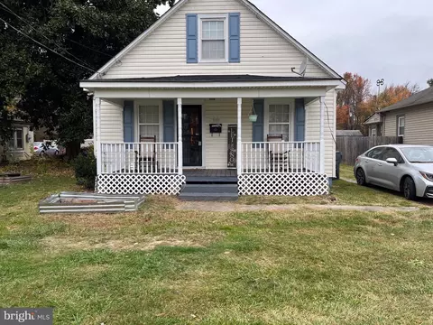 65 Chatham Heights Rd, Fredericksburg, VA 22405