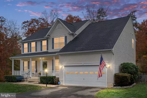96 Country Manor Dr, Fredericksburg, VA 22406