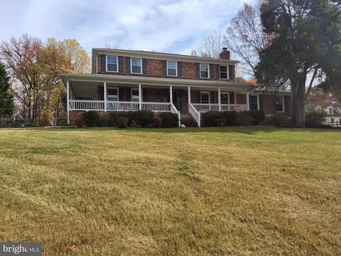 18 Peregrine Ct, Stafford, VA 22554