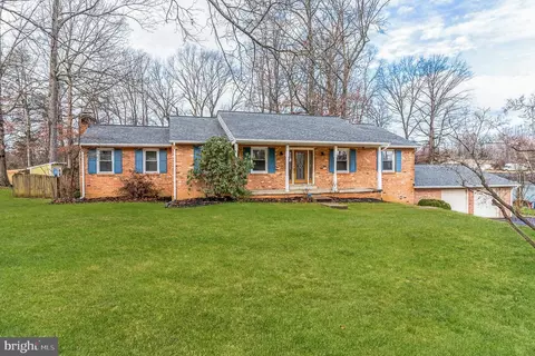 3 Carter Ln, Stafford, VA 22556