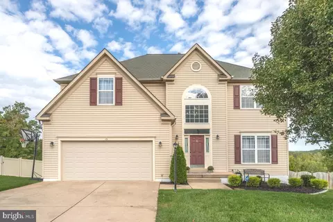 15 Bells Ridge Dr, Stafford, VA 22554