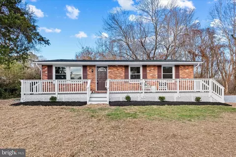 407 Smith St, Fredericksburg, VA 22405