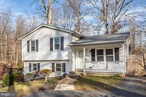 1014 Eastern View Dr, Fredericksburg, VA 22405