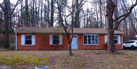 7 Willow Branch Pl, Fredericksburg, VA 22405
