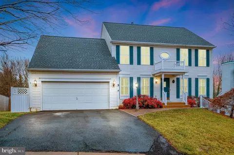 5 New Brunswick Ct, Stafford, VA 22554