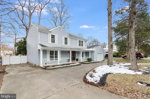 1411 Aquia Dr, Stafford, VA 22554