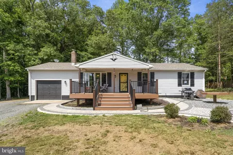 54 Buckys Way, Fredericksburg, VA 22406