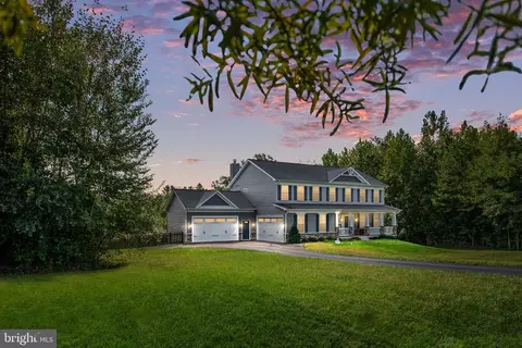 607 Monticello Dr, Stafford, VA 22556