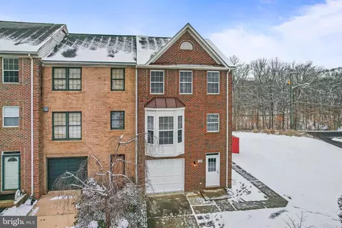 100 Lakeview Ct, Stafford, VA 22554