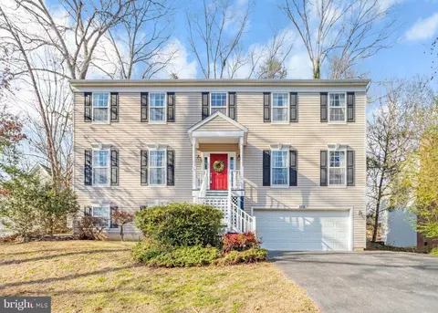 2108 Harpoon Dr, Stafford, VA 22554
