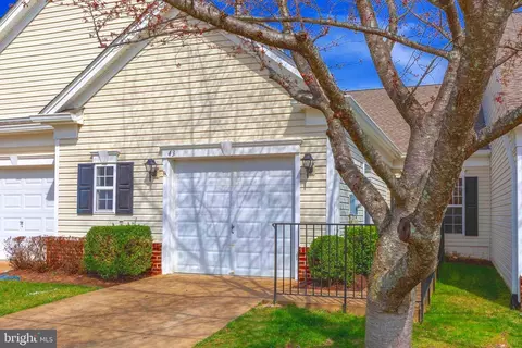 43 Aspen Hill Dr #53-2, Fredericksburg, VA 22406