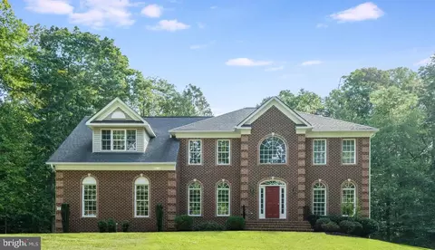 8 Riva Ridge Ln, Stafford, VA 22556