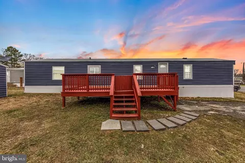 110 Cliff Cir, Stafford, VA 22556