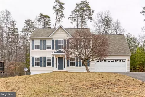 8 Bonnie Lee Ct, Stafford, VA 22556