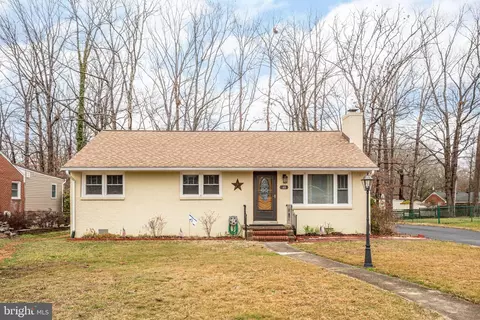 48 Pendleton Rd, Fredericksburg, VA 22405