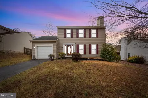 5 Woods Edge Ct, Stafford, VA 22554