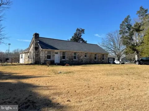 56 Porter Ln, Fredericksburg, VA 22405