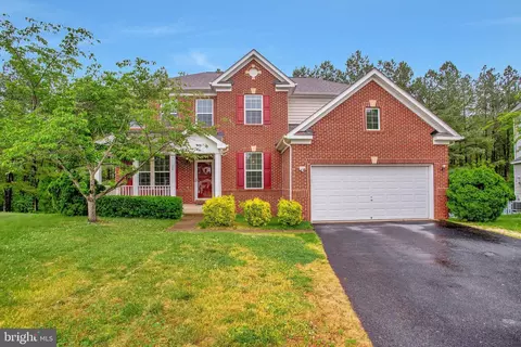 24 Aster Ln, Stafford, VA 22554