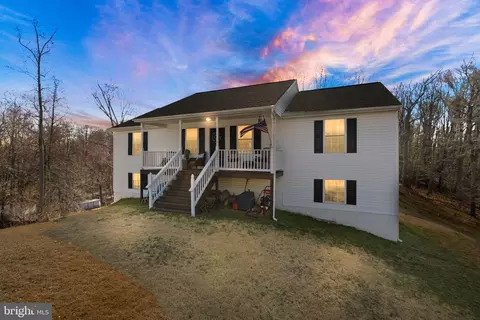 421 Decatur Rd, Stafford, VA 22554