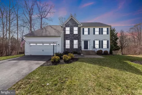 1 Basalt Dr, Fredericksburg, VA 22406