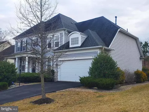 21 Palisades Dr, Stafford, VA 22554