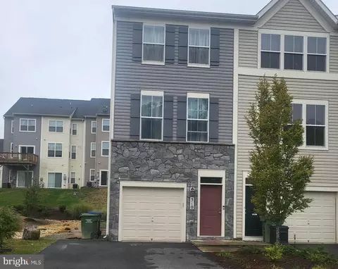 510 Woodstream Cir, Stafford, VA 22556