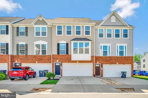 323 Streamview Dr, Fredericksburg, VA 22405
