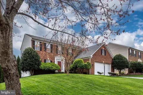 12 Palladio Dr, Stafford, VA 22554