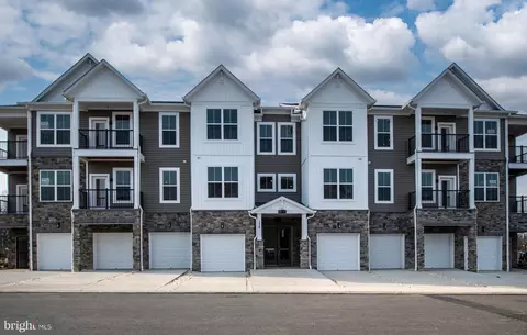 170 Valerian Loop #207, Stafford, VA 22554