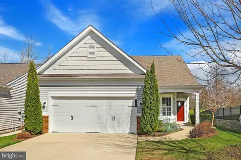 167 Denison St, Fredericksburg, VA 22406