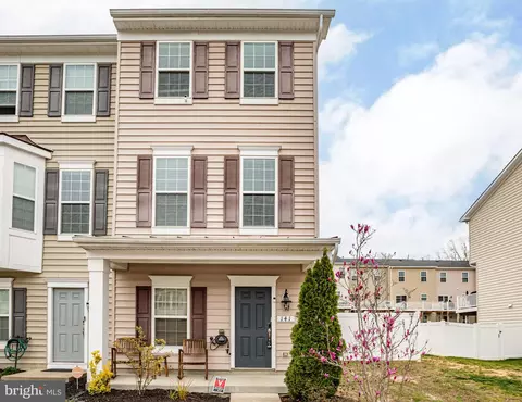141 Tree Line Dr, Fredericksburg, VA 22405