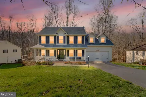 114 Hamlin Dr, Fredericksburg, VA 22405