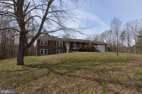 65 Norman Rd, Stafford, VA 22554