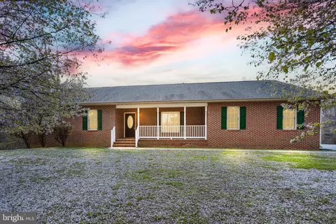 382 Leeland Rd, Fredericksburg, VA 22405