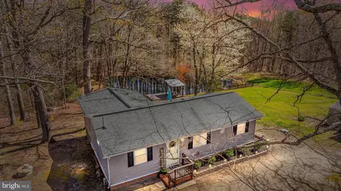 609 Ramoth Church Rd, Fredericksburg, VA 22406