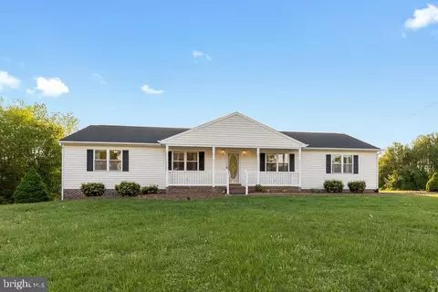 19 Myers Dr, Fredericksburg, VA 22405