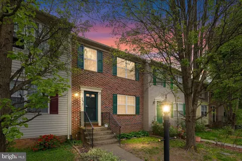 305 Regina Ln, Fredericksburg, VA 22405