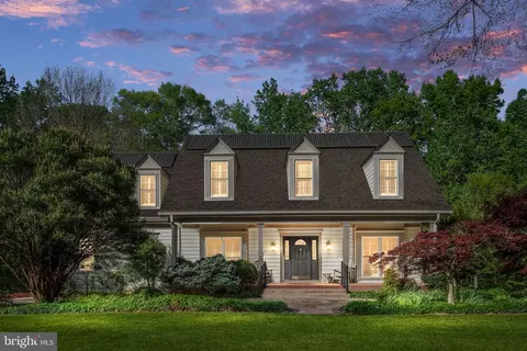 3 Abel Dr, Fredericksburg, VA 22406