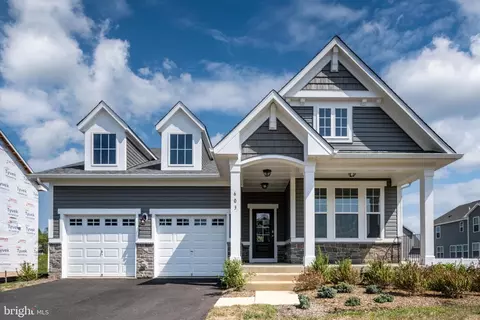 603 Plainview Dr, Fredericksburg, VA 22405