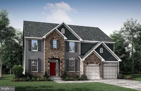 71 Snowdrop Dr, Stafford, VA 22554