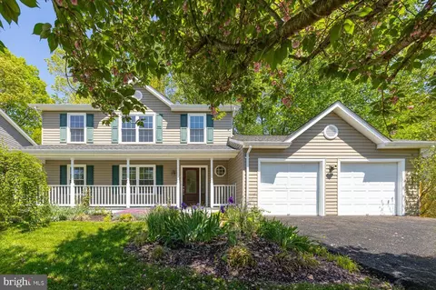 65 Tanterra Dr, Stafford, VA 22556
