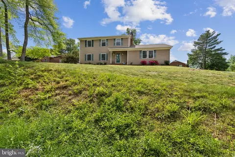 2106 Sebastian Rd, Fredericksburg, VA 22405