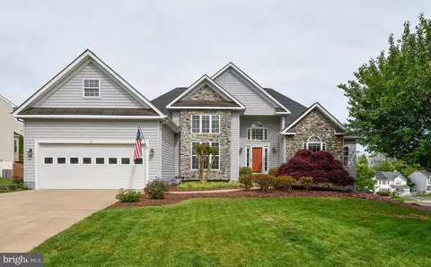 2 Nassau Ct, Stafford, VA 22554