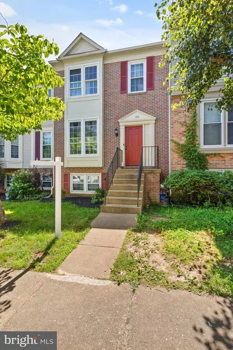 106 Harrogate Rd, Fredericksburg, VA 22406