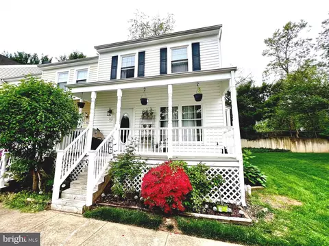 301 Powhatan Ct #96, Stafford, VA 22556