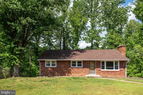 13 Sylvan Ct, Fredericksburg, VA 22405