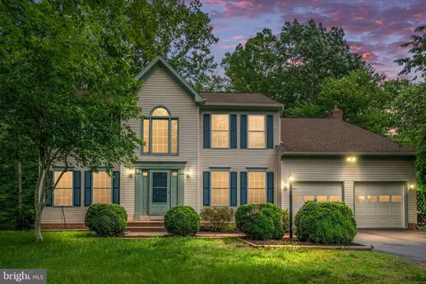 7 Lynchester Dr, Fredericksburg, VA 22406