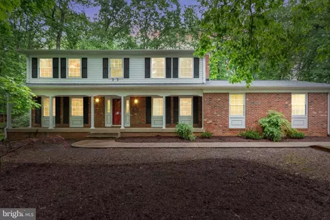 18 Rosedale Dr, Stafford, VA 22556